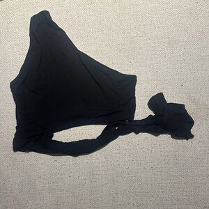 Miss Lola Black One-Shoulder Bandeau Top